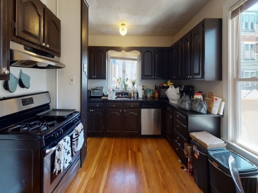 27 Falcon, Boston, Massachusetts, 3 Bedrooms Bedrooms, 4 Rooms Rooms,1 BathroomBathrooms,Residential Lease,For Rent,Falcon,73471033