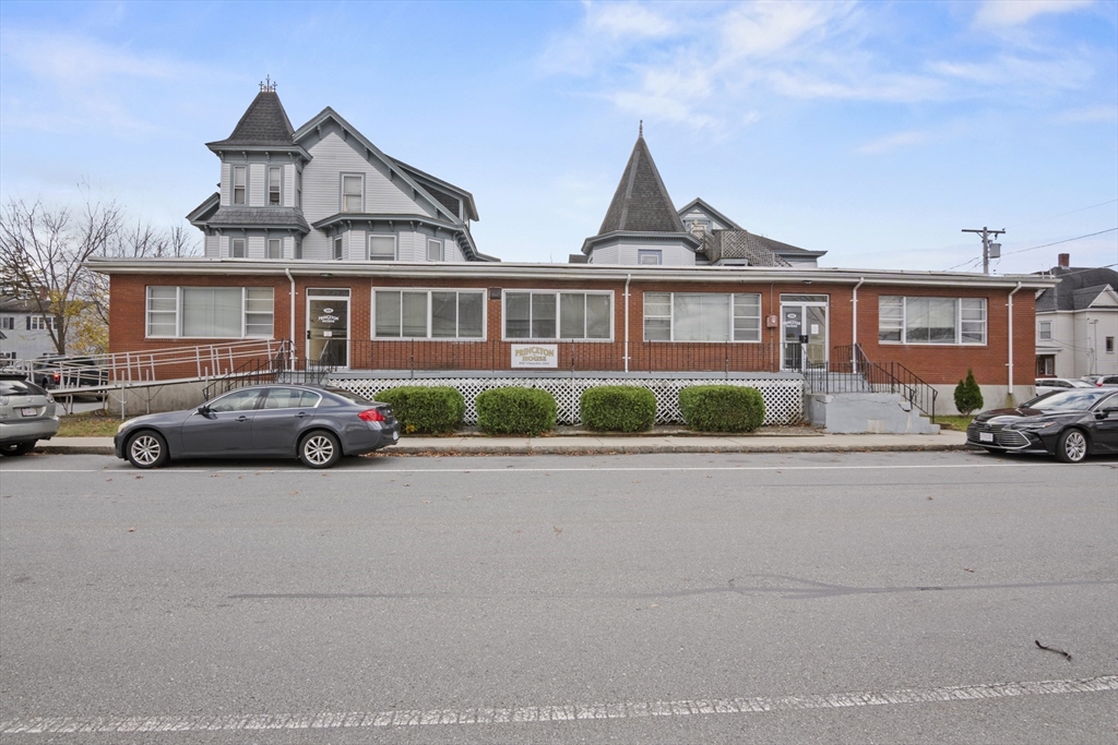 94 Princeton Boulevard, Lowell, Massachusetts, ,Commercial Sale,For Sale,Princeton Boulevard,73457541