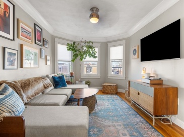 24 Thelma, Boston, Massachusetts, 3 Bedrooms Bedrooms, 5 Rooms Rooms,1.5 BathroomsBathrooms,Residential Lease,For Rent,Thelma,73459316