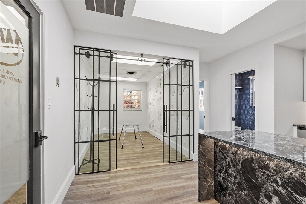 63 Shore Road, Winchester, Massachusetts, ,Commercial Sale,For Sale,Shore Road,73471078