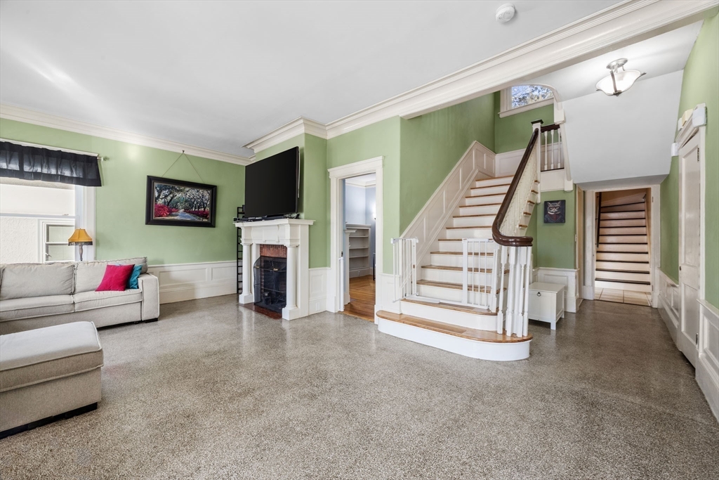 6 Rock St., Middleboro, Massachusetts, 4 Bedrooms Bedrooms, 8 Rooms Rooms,1.5 BathroomsBathrooms,Residential,For Sale,Rock St.,73471087