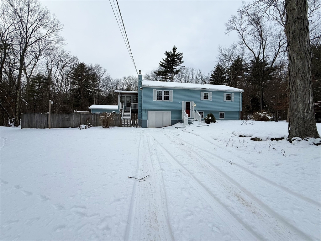 170 Shepard Road, Sturbridge, Massachusetts, 3 Bedrooms Bedrooms, 8 Rooms Rooms,3 BathroomsBathrooms,Residential,For Sale,Shepard Road,73471151