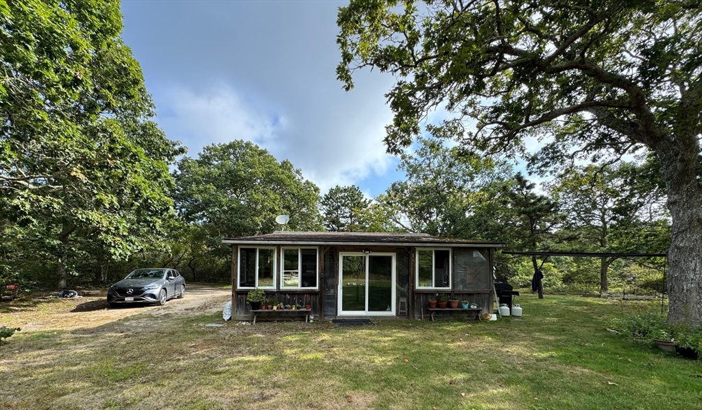 45 Quenames Rd, Chilmark, Massachusetts, 2 Bedrooms Bedrooms, 3 Rooms Rooms,1 BathroomBathrooms,Residential,For Sale,Quenames Rd,73471152