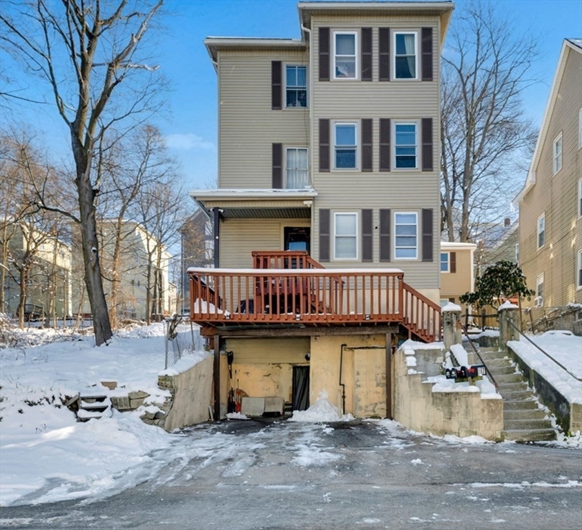 67 Rodney St, Worcester, Massachusetts, 6 Bedrooms Bedrooms, 15 Rooms Rooms,4 BathroomsBathrooms,Residential Income,For Sale,Rodney St,73471184