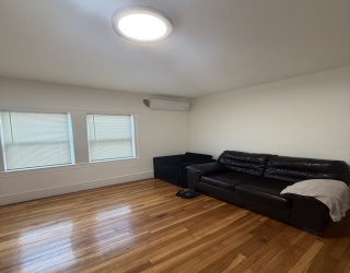 46 Woodlawn, Everett, Massachusetts, 2 Bedrooms Bedrooms, 3 Rooms Rooms,1 BathroomBathrooms,Residential Lease,For Rent,Woodlawn,73471223