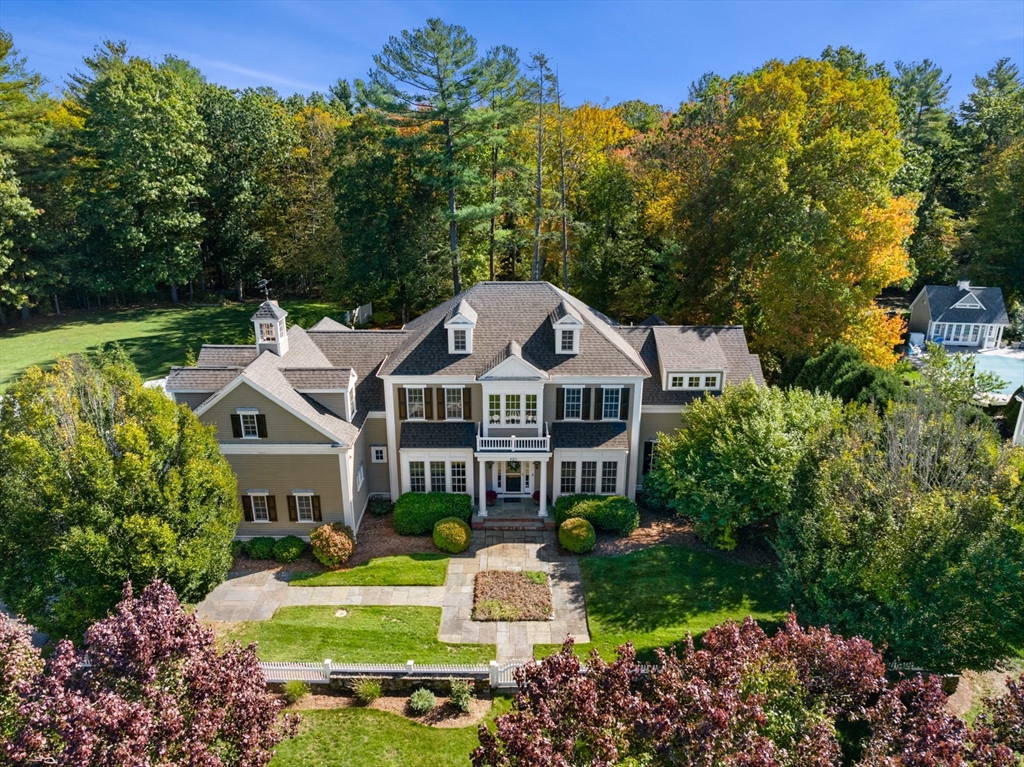 120 Deerfield Ln, Hanover, Massachusetts, 4 Bedrooms Bedrooms, 9 Rooms Rooms,3.5 BathroomsBathrooms,Residential,For Sale,Deerfield Ln,73456455