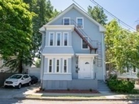 212 North St, New Bedford, Massachusetts, 8 Bedrooms Bedrooms, 14 Rooms Rooms,3 BathroomsBathrooms,Residential Income,For Sale,North St,73453257