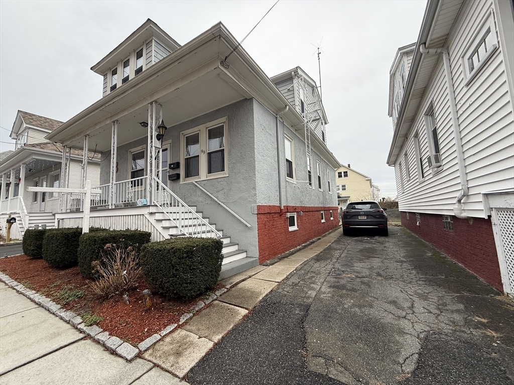 99 Hatch St, New Bedford, Massachusetts, 4 Bedrooms Bedrooms, 10 Rooms Rooms,2 BathroomsBathrooms,Residential Income,For Sale,Hatch St,73471327