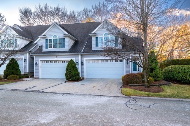 15 Peachey Cir, Middleton, Massachusetts, 2 Bedrooms Bedrooms, 5 Rooms Rooms,2.5 BathroomsBathrooms,Residential,For Sale,Peachey Cir,73461824