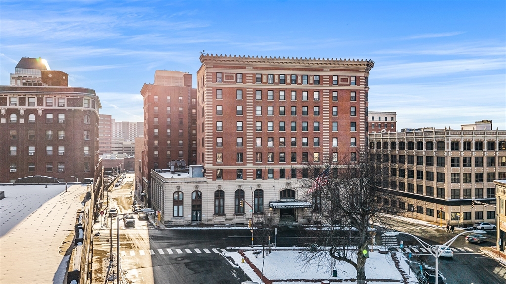 140 Chestnut St, Springfield, Massachusetts, 1 Bedroom Bedrooms, 4 Rooms Rooms,2 BathroomsBathrooms,Residential,For Sale,Chestnut St,73471446