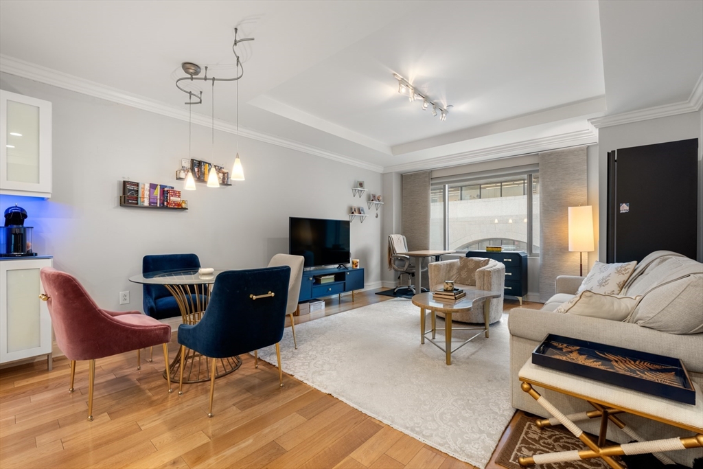 1 Huntington Ave, Boston, Massachusetts, 1 Bedroom Bedrooms, 4 Rooms Rooms,1 BathroomBathrooms,Residential,For Sale,Huntington Ave,73471452