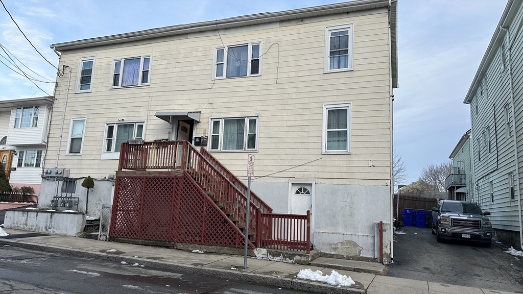 217 Plain St, Fall River, Massachusetts, 7 Bedrooms Bedrooms, 15 Rooms Rooms,4 BathroomsBathrooms,Residential Income,For Sale,Plain St,73471463