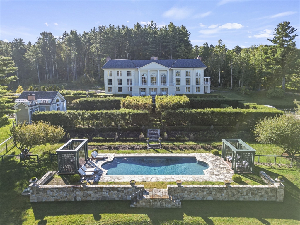 209 Blue Hill Rd, Great Barrington, Massachusetts, 6 Bedrooms Bedrooms, 15 Rooms Rooms,6 BathroomsBathrooms,Residential,For Sale,Blue Hill Rd,73471357