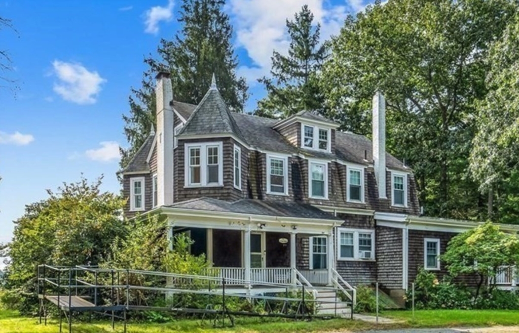 48 Neal Gate Street, Scituate, Massachusetts, 4 Bedrooms Bedrooms, 8 Rooms Rooms,3 BathroomsBathrooms,Residential,For Sale,Neal Gate Street,73471411