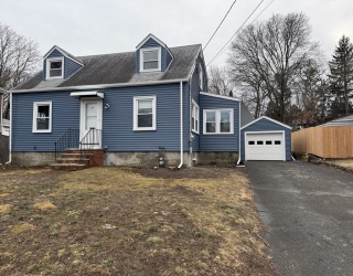 324 Lowell St, Peabody, Massachusetts, 4 Bedrooms Bedrooms, 8 Rooms Rooms,2 BathroomsBathrooms,Residential Lease,For Rent,Lowell St,73471490