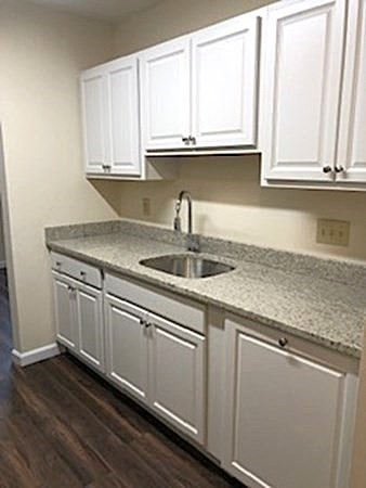 30 E Bluff Rd, Ashland, Massachusetts, 2 Bedrooms Bedrooms, 5 Rooms Rooms,2 BathroomsBathrooms,Residential Lease,For Rent,E Bluff Rd,73471519