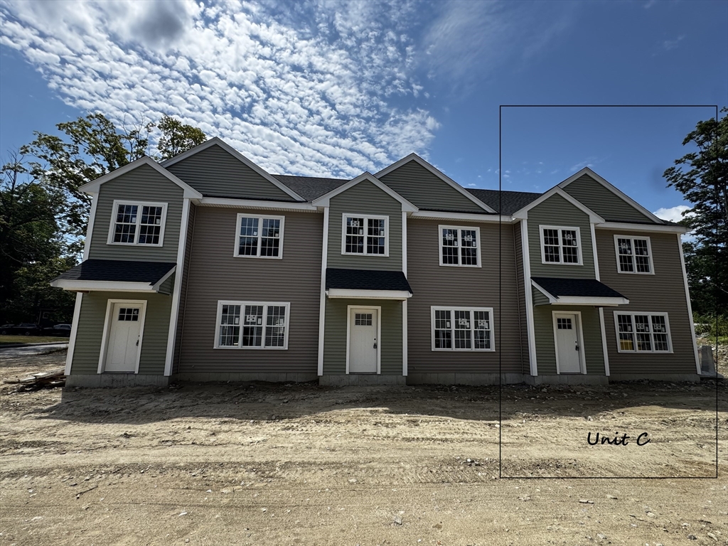 29 Johnson St, Taunton, Massachusetts, 3 Bedrooms Bedrooms, 8 Rooms Rooms,2.5 BathroomsBathrooms,Residential,For Sale,Johnson St,73471553