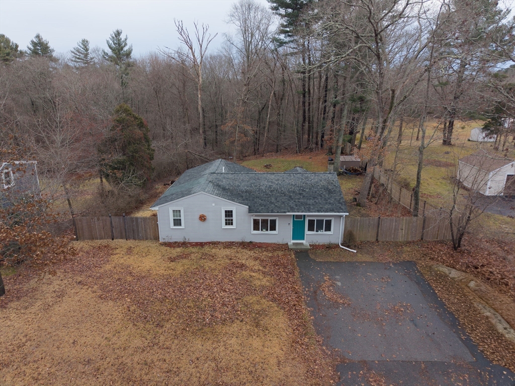 321 Winthrop St, Rehoboth, Massachusetts, 3 Bedrooms Bedrooms, 6 Rooms Rooms,2 BathroomsBathrooms,Residential,For Sale,Winthrop St,73471581