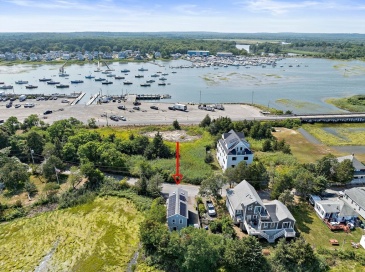 74 Cherry Street, Marshfield, Massachusetts, 2 Bedrooms Bedrooms, 4 Rooms Rooms,1.5 BathroomsBathrooms,Residential Lease,For Rent,Cherry Street,73471590