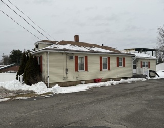 261 Litchfield St, Leominster, Massachusetts, 3 Bedrooms Bedrooms, 6 Rooms Rooms,1 BathroomBathrooms,Residential Lease,For Rent,Litchfield St,73471629