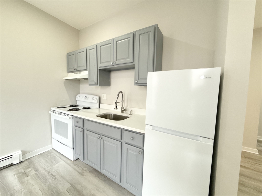 9 Ruggles, Boston, Massachusetts, 1 Bedroom Bedrooms, 3 Rooms Rooms,1 BathroomBathrooms,Residential Lease,For Rent,Ruggles,73361435