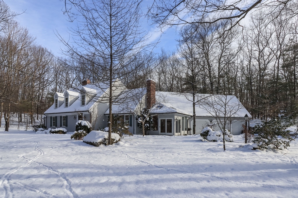 176 Whiley Road, Groton, Massachusetts, 4 Bedrooms Bedrooms, 9 Rooms Rooms,3 BathroomsBathrooms,Residential,For Sale,Whiley Road,73471674