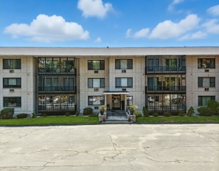 234 Nesmith St, Lowell, Massachusetts, 2 Bedrooms Bedrooms, 4 Rooms Rooms,1.5 BathroomsBathrooms,Residential,For Sale,Nesmith St,73471679