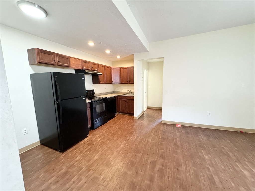 13 Ruggles, Boston, Massachusetts, 2 Bedrooms Bedrooms, 4 Rooms Rooms,1 BathroomBathrooms,Residential Lease,For Rent,Ruggles,73278647