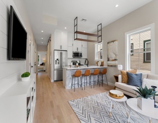 32 Wentworth St, Boston, Massachusetts, 2 Bedrooms Bedrooms, 6 Rooms Rooms,2 BathroomsBathrooms,Residential,For Sale,Wentworth St,73471697