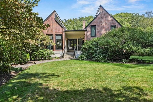 20 Mount Joy Drive, Tewksbury, Massachusetts, 4 Bedrooms Bedrooms, 9 Rooms Rooms,3.5 BathroomsBathrooms,Residential,For Sale,Mount Joy Drive,73471706