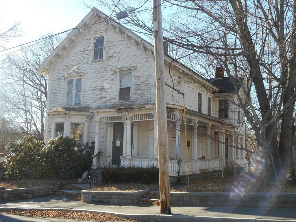 29 Bacon Street, Warren, Massachusetts, 5 Bedrooms Bedrooms, 15 Rooms Rooms,3 BathroomsBathrooms,Residential Income,For Sale,Bacon Street,73471789