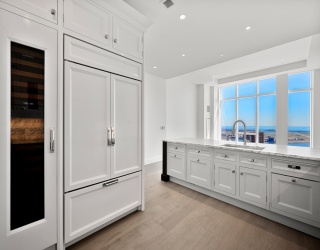 240 Devonshire Street, Boston, Massachusetts, 2 Bedrooms Bedrooms, 5 Rooms Rooms,2.5 BathroomsBathrooms,Residential,For Sale,Devonshire Street,73471837