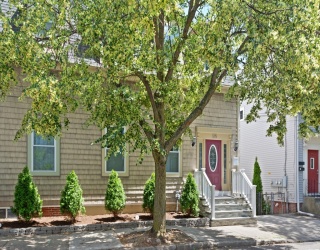 125 Heath St, Somerville, Massachusetts, 3 Bedrooms Bedrooms, 7 Rooms Rooms,3.5 BathroomsBathrooms,Residential,For Sale,Heath St,73465709