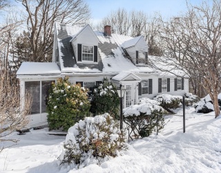 93 Fitch Hill Ave, Fitchburg, Massachusetts, 3 Bedrooms Bedrooms, 7 Rooms Rooms,2 BathroomsBathrooms,Residential,For Sale,Fitch Hill Ave,73471854