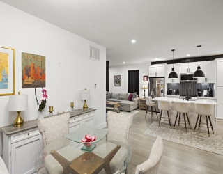 68 Armandine, Boston, Massachusetts, 2 Bedrooms Bedrooms, 5 Rooms Rooms,2 BathroomsBathrooms,Residential Lease,For Rent,Armandine,73471891