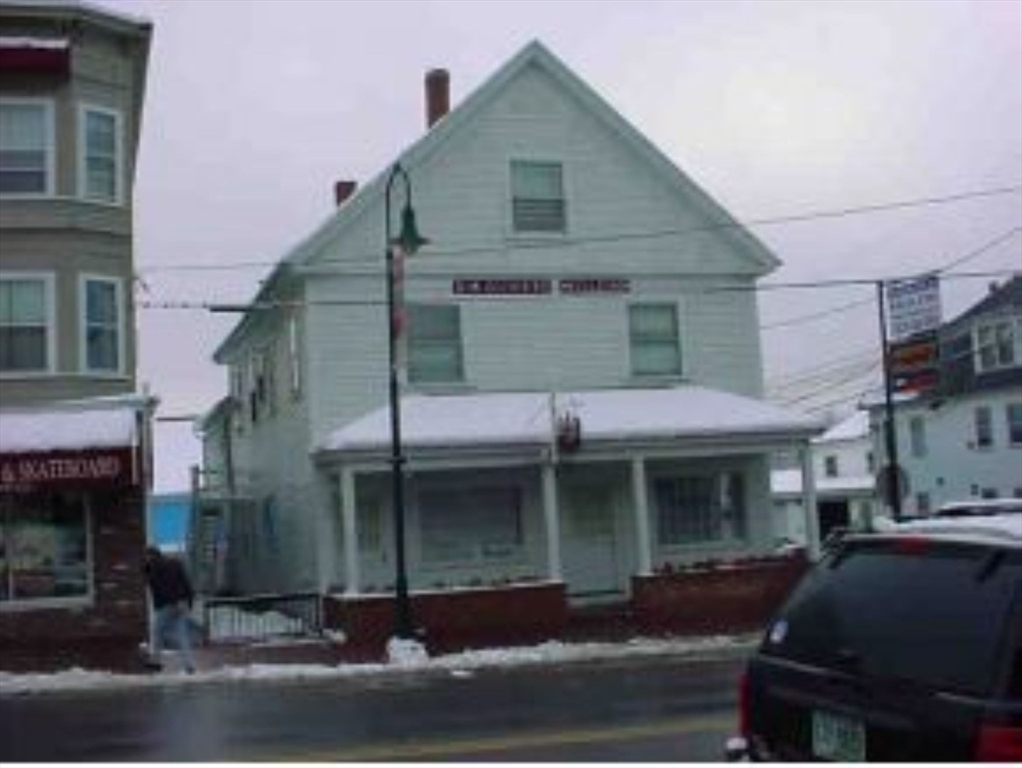 42 W. Broadway, Derry, New Hampshire, 2 Bedrooms Bedrooms, 4 Rooms Rooms,1 BathroomBathrooms,Residential Lease,For Rent,W. Broadway,73471897