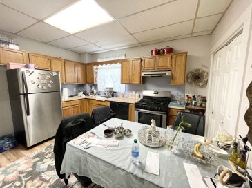 26-28 Harbor View, Boston, Massachusetts, 3 Bedrooms Bedrooms, 5 Rooms Rooms,1 BathroomBathrooms,Residential Lease,For Rent,Harbor View,72618273