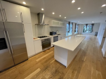 39 Thorton Street, Boston, Massachusetts, 5 Bedrooms Bedrooms, 8 Rooms Rooms,3.5 BathroomsBathrooms,Residential Lease,For Rent,Thorton Street,73471921