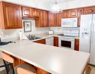 25 Green Leaves Dr, Amherst, Massachusetts, 1 Bedroom Bedrooms, 4 Rooms Rooms,1 BathroomBathrooms,Residential Lease,For Rent,Green Leaves Dr,73459521