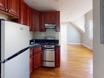 4 Boylston Pl, Boston, Massachusetts, 2 Bedrooms Bedrooms, 4 Rooms Rooms,1 BathroomBathrooms,Residential Lease,For Rent,Boylston Pl,73471972