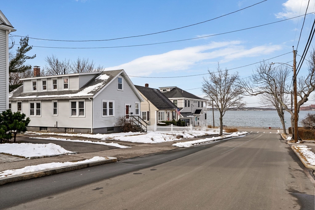 11 Bellevue Rd., Quincy, Massachusetts, 4 Bedrooms Bedrooms, 8 Rooms Rooms,2 BathroomsBathrooms,Residential Income,For Sale,Bellevue Rd.,73472020