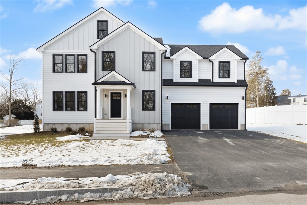 19 Brothers Way/295 Dean St, Norwood, Massachusetts, 4 Bedrooms Bedrooms, 8 Rooms Rooms,2.5 BathroomsBathrooms,Residential,For Sale,Brothers Way/295 Dean St,73472041