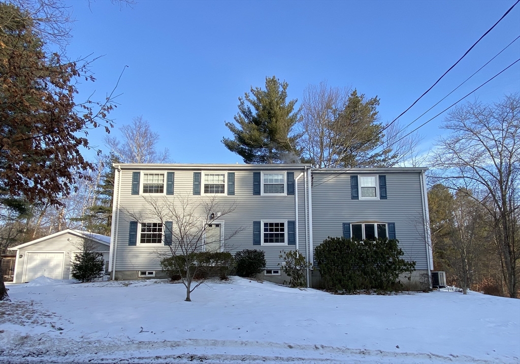 66 Old Stow Road, Concord, Massachusetts, 3 Bedrooms Bedrooms, 10 Rooms Rooms,2.5 BathroomsBathrooms,Residential,For Sale,Old Stow Road,73466037