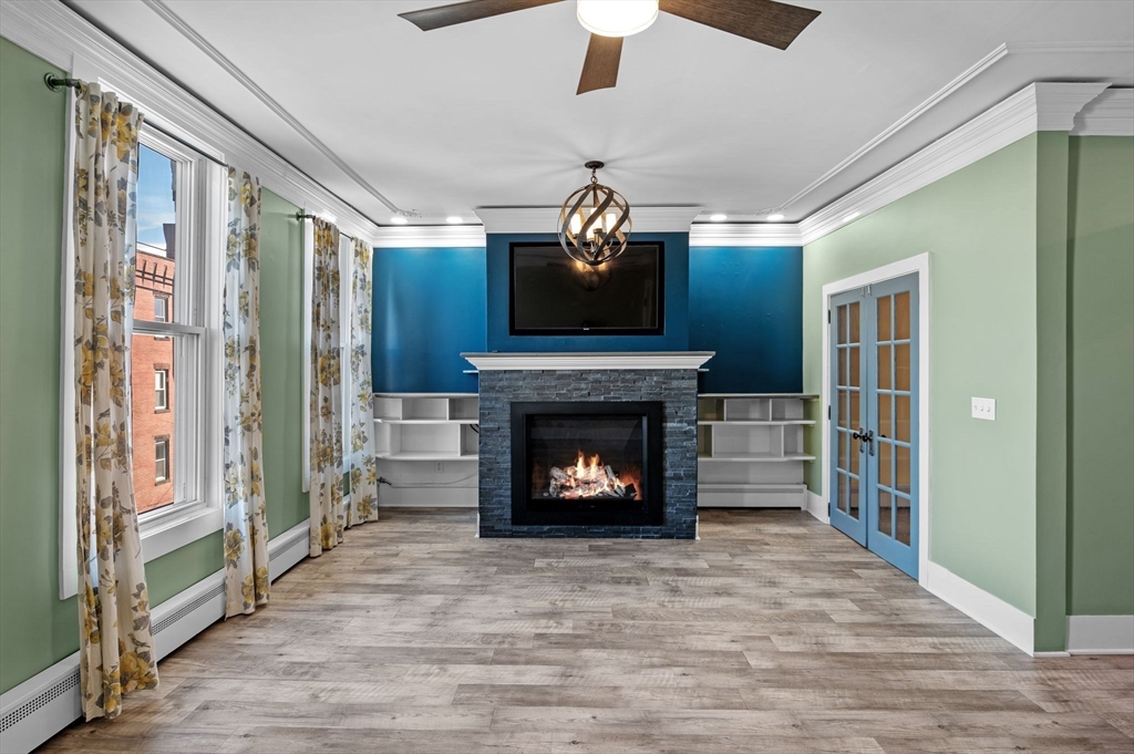 52 Beacon St, Chelsea, Massachusetts, 2 Bedrooms Bedrooms, 5 Rooms Rooms,1 BathroomBathrooms,Residential,For Sale,Beacon St,73472158