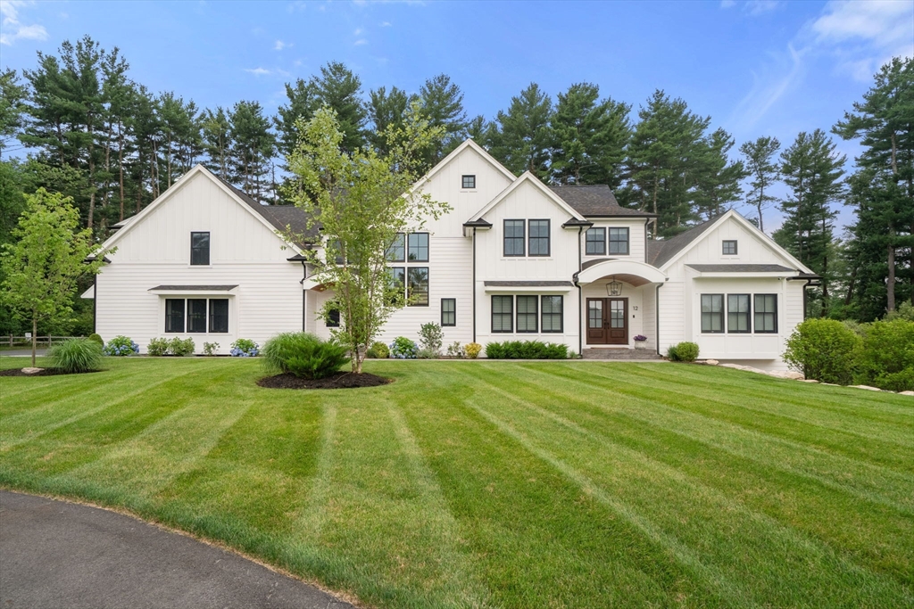 12 Ariana Ln, Norfolk, Massachusetts, 5 Bedrooms Bedrooms, 13 Rooms Rooms,5 BathroomsBathrooms,Residential,For Sale,Ariana Ln,73419371