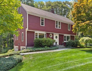 63 Canterbury Dr, Sudbury, Massachusetts, 5 Bedrooms Bedrooms, 10 Rooms Rooms,2.5 BathroomsBathrooms,Residential,For Sale,Canterbury Dr,73451341