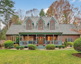 55 Sheffield Road, Boxford, Massachusetts, 4 Bedrooms Bedrooms, 11 Rooms Rooms,3.5 BathroomsBathrooms,Residential,For Sale,Sheffield Road,73454771