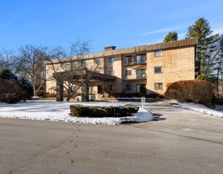 181 Littleton Rd, Chelmsford, Massachusetts, 2 Bedrooms Bedrooms, 5 Rooms Rooms,2 BathroomsBathrooms,Residential,For Sale,Littleton Rd,73461570