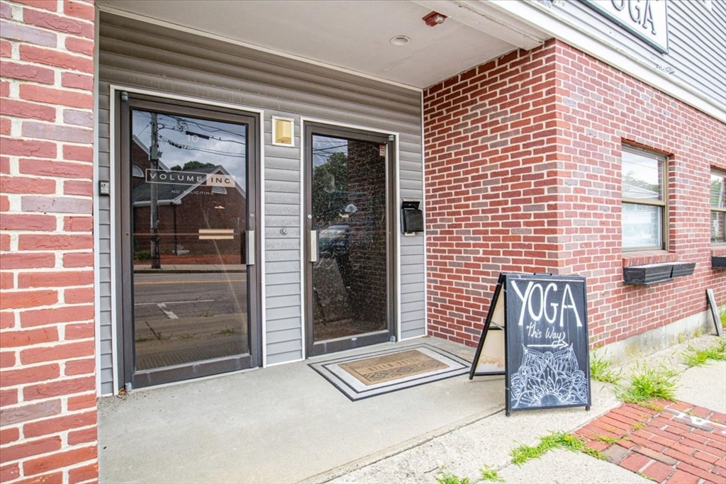 10 Billings St, Sharon, Massachusetts, ,Commercial Lease,For Rent,Billings St,73407797