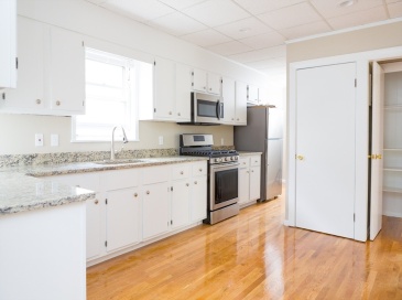 21-23 Pennsylvania Ave, Somerville, Massachusetts, 5 Bedrooms Bedrooms, 5 Rooms Rooms,2 BathroomsBathrooms,Residential Lease,For Rent,Pennsylvania Ave,73472378